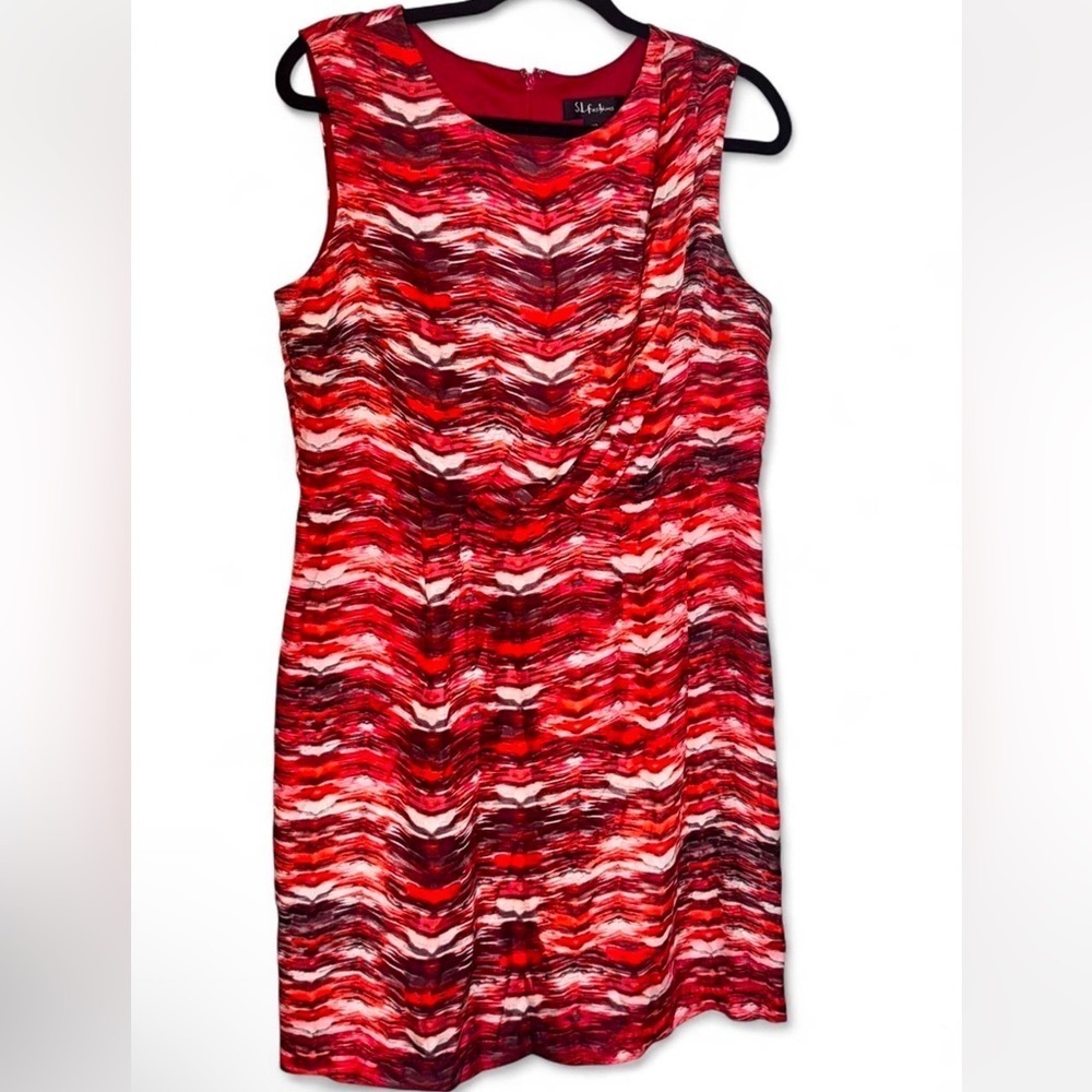 S.L. Fashions Red and White Wave Mini Dress
